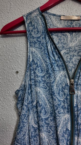 Mono corto estampado paisley