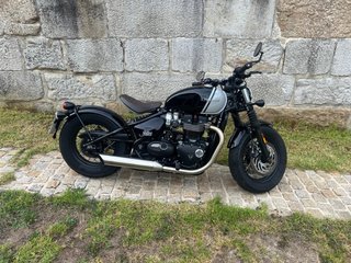 Triumph Bobber 2025 Negra/Plata garantia oficial