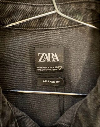 Lote 2x1 camisa zara negra ripped S chaqueta y M