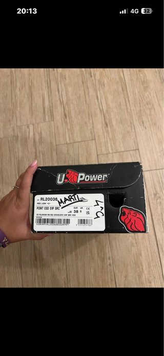 Scarpe antinfortunistiche U-Power nero e verde.