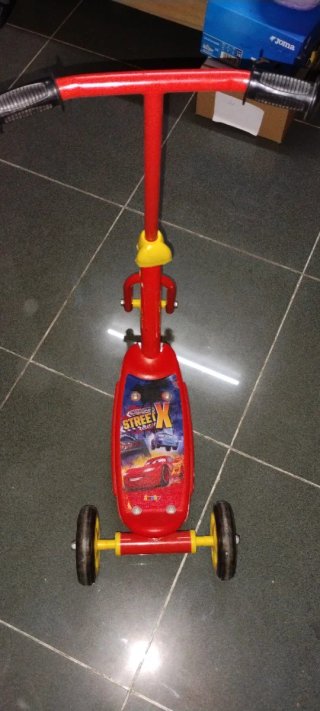 Patinete infantil 3 ruedas Cars