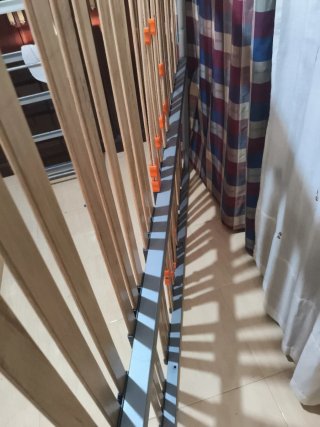 Somier 135x190 madera.  No hago envíos.