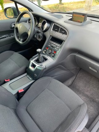 Peugeot 5008 7 plazas 186.000kms 1.6 hdi etiqueta