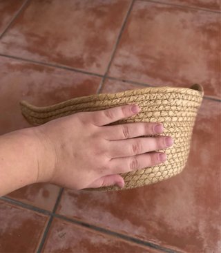 Cesto decorativo de yute