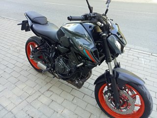 Yamaha MT-07 Gris/Naranja