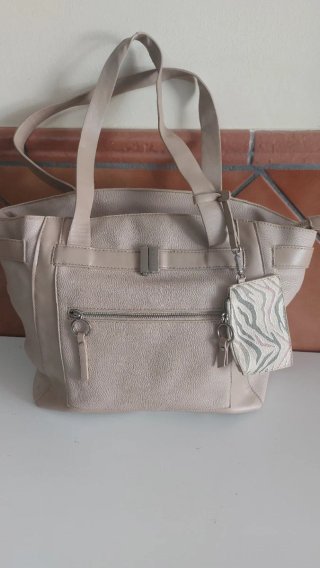 Bolso de mano mujer beige y plateado