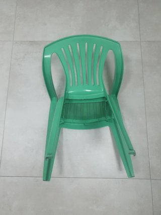 Sillas infantiles verdes
