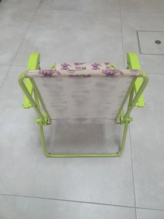 Sillas infantiles verdes