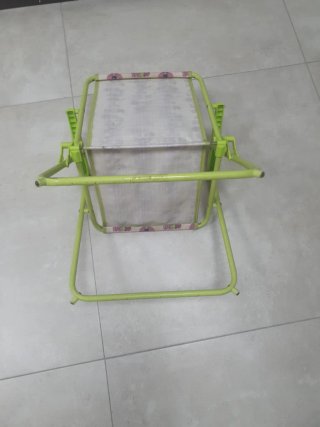 Sillas infantiles verdes