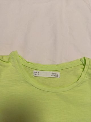 Camiseta verde manga corta