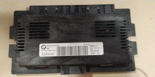 Unidad FRM BMW 535053MK300 Reposapiés