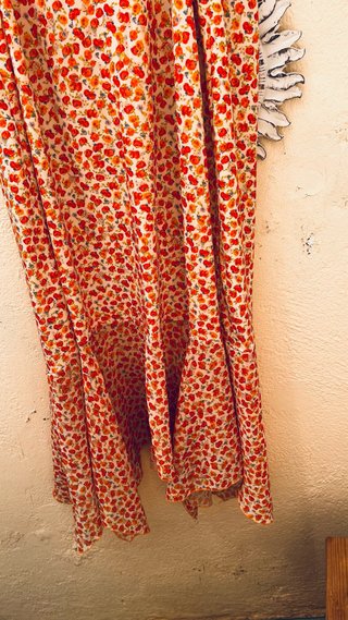 Vestido volantes flores Zara Talla L