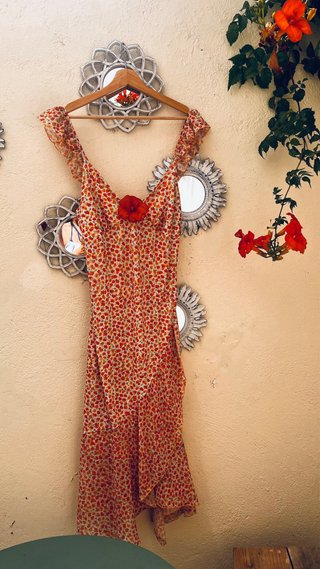 Vestido volantes flores Zara Talla L