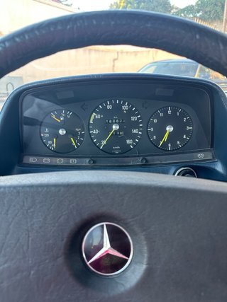 Mercedes-Benz 240D