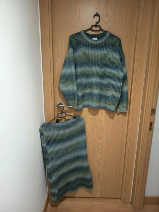 Conjunto jersey y falda rayas