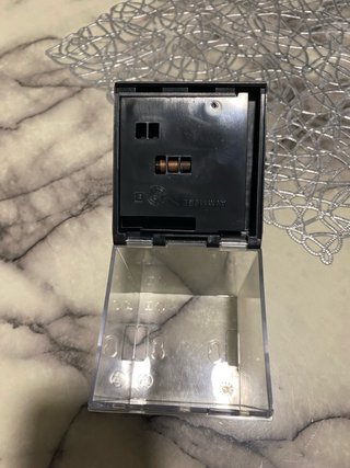 Caja (Expositor) acrílico seguridad para tiendas.