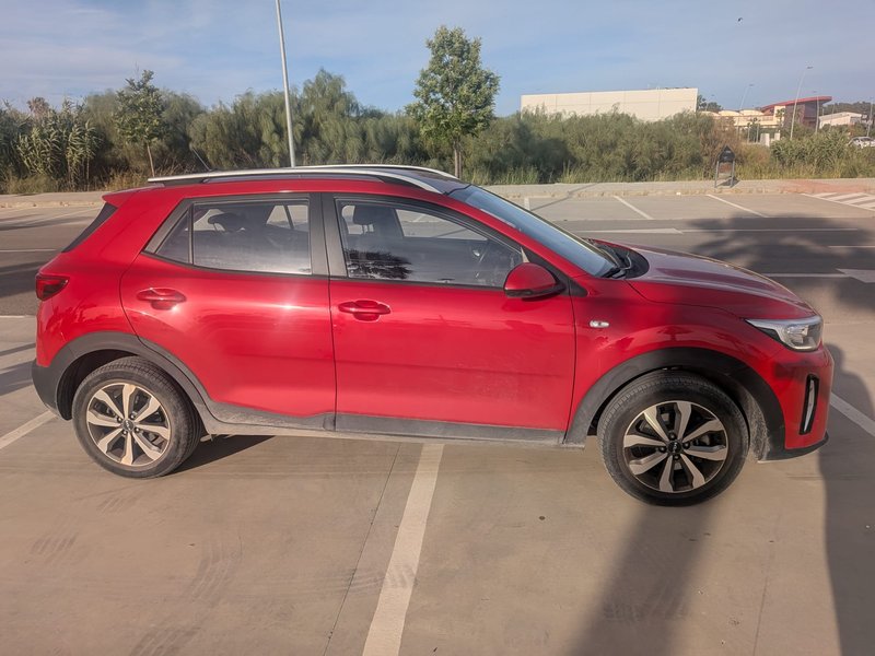 KIA Stonic 2023 - foto 1