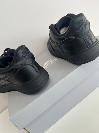 Nike Air Force 1 Low Negras