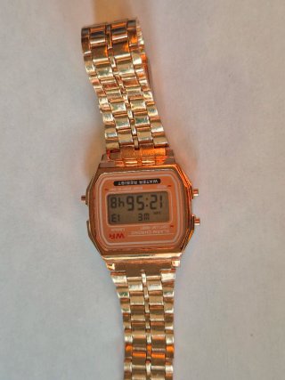 Reloj Casio Rosa dorado