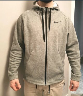 Sudadera Nike Gris con Capucha
