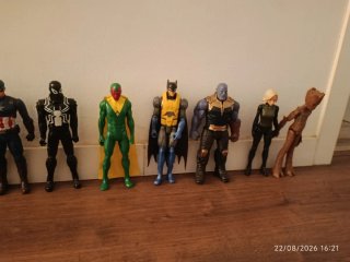 Muñecos Marvel y DC