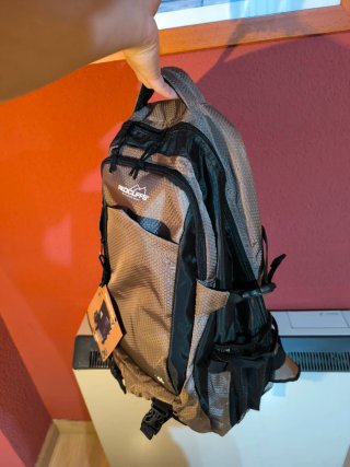 Mochila Redcliffs 40L Beige/Negra