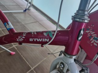 Bicicleta Decathlon niña B'Twin 20 pulgadas