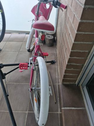 Bicicleta Decathlon niña B'Twin 20 pulgadas