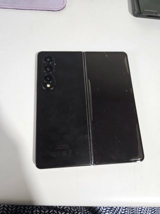 Samsung Galaxy Z Fold 4 Caja Negra