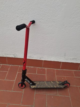 Patinete Bestial Wolf Rojo