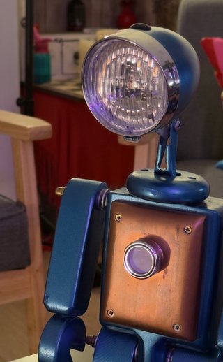 Lámpara Robot Decorativa