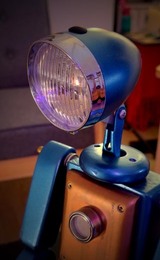 Lámpara Robot Decorativa