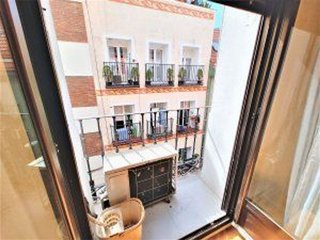 Piso en alquiler en Universidad - Malasaña en Madrid