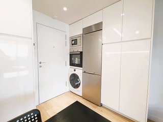 Piso en alquiler en Valdeacederas en Madrid