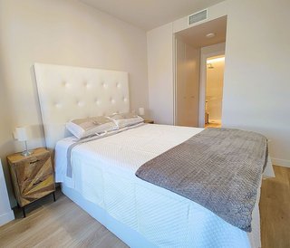 Piso en alquiler en Valdeacederas en Madrid
