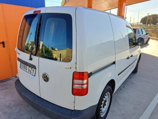 Volkswagen Caddy 2011