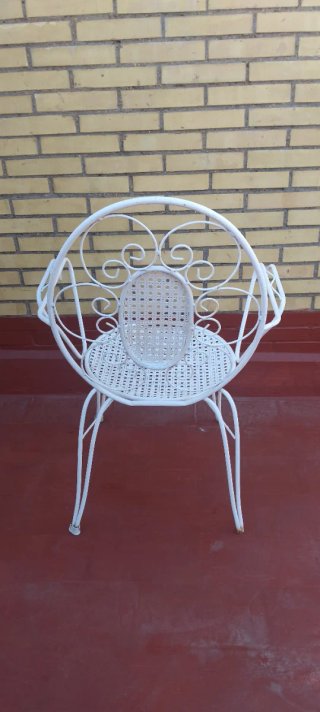 2 Silla de jardín blanca de metal
