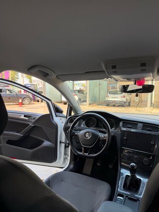 Volkswagen Golf 7 .5  2017