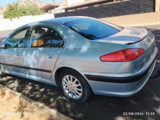 Peugeot 607 2004