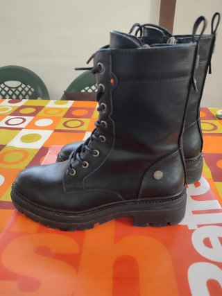 Botas Refresh negras