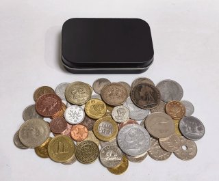 Lote 50 Monedas Antiguas 42 Paises Mundo + CAJITA