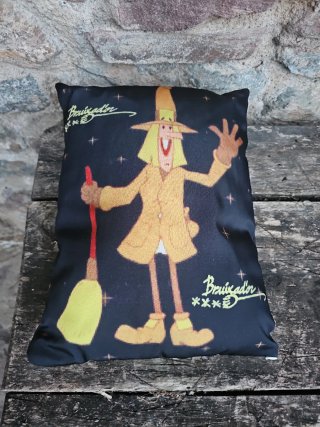 Cojín de la bruja de Oro. 35 cm x 27 cm.