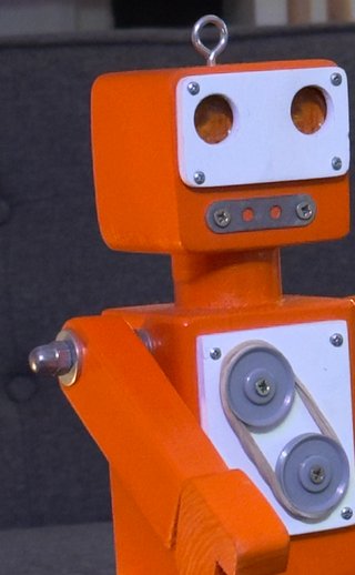 Figura Robot Madera Decorativa Naranja