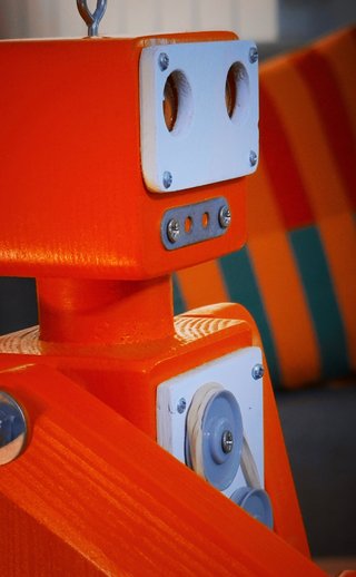 Figura Robot Madera Decorativa Naranja