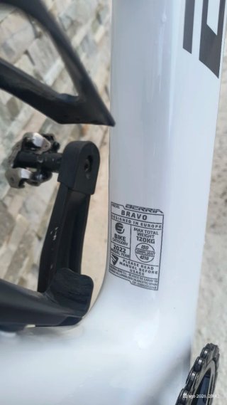 Bicicleta MTB Berria Blanca