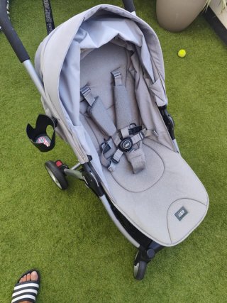 Carro Mamas & Papas gris
