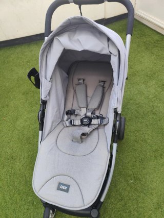 Carro Mamas & Papas gris