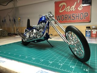 Maqueta Harley Davidson Freedom Chopper Revell 1:8