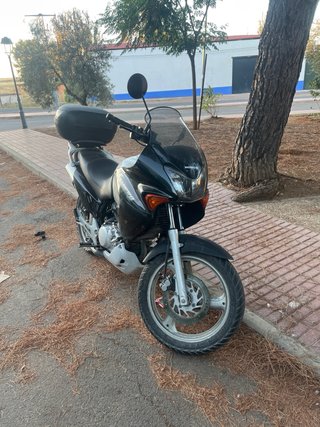 Honda Varadero 125XL V Negra/Plata