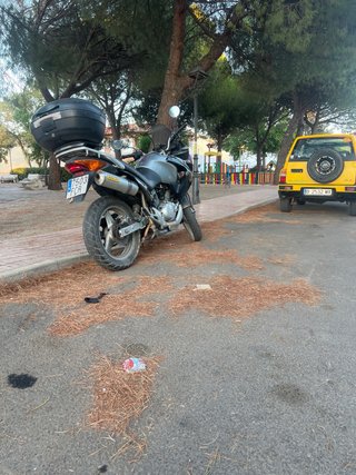 Honda Varadero 125XL V Negra/Plata